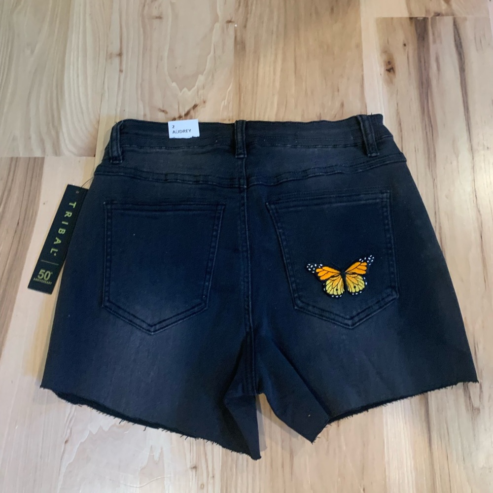 NWT Tribal Black Audrey Jean Shorts Size 2
